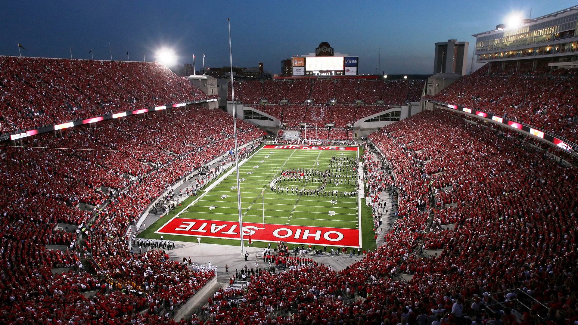 湖人主场播放「道奇2连霸」影片祝贺詹皇、唐西奇同声赞叹,道奇队老板是魔术师约翰逊吗